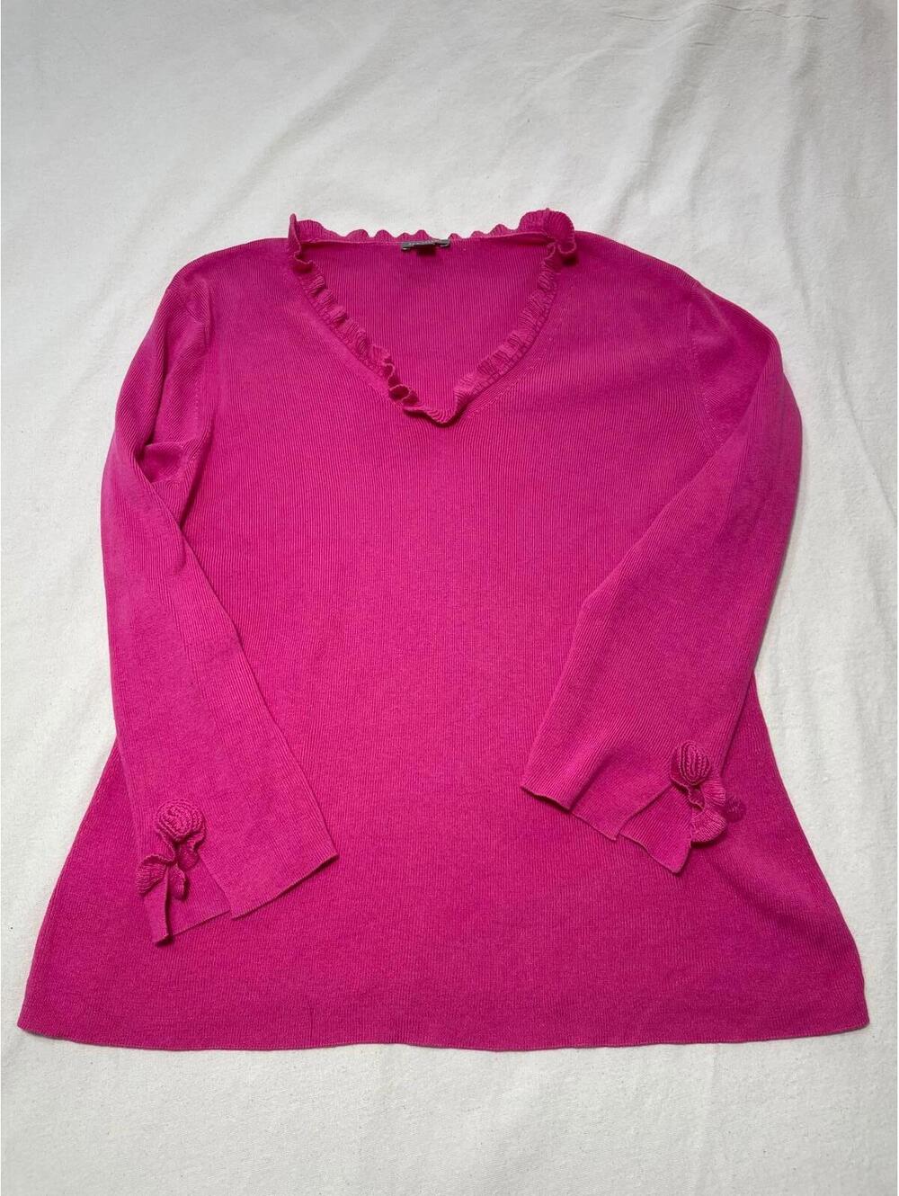 Ann Taylor pink ruffle V neck Med silk/cotton/cash blend office feminine